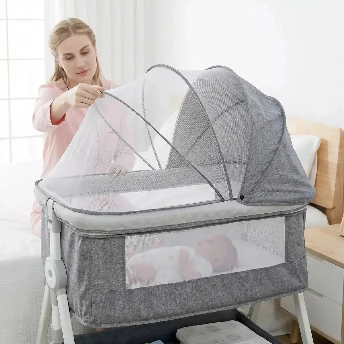 Luxe Baby Wieg – Verstelbaar & Comfortabel | Geschikt voor 0-36 Maanden | Aluminium Frame & Zachte Bekleding Movebaby